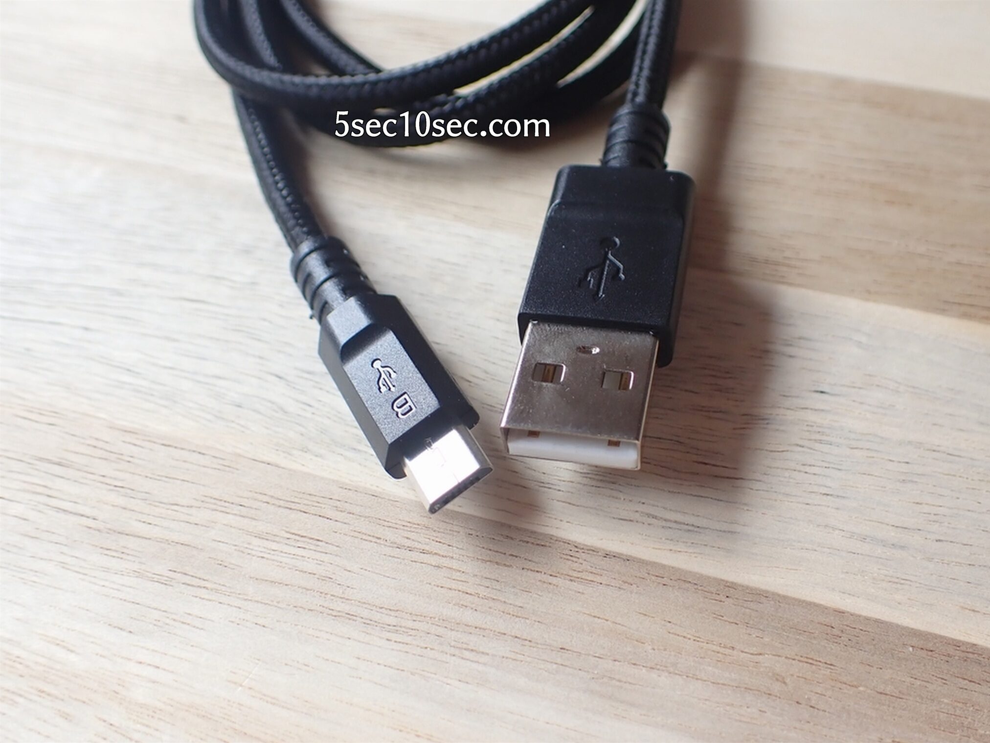 エレコム 2A対応 高耐久microUSBケーブル 0.8m USB ケーブル ブラック MPA-FAMBS2U08BK　USB-Aとmicro-Bの充電ケーブルです