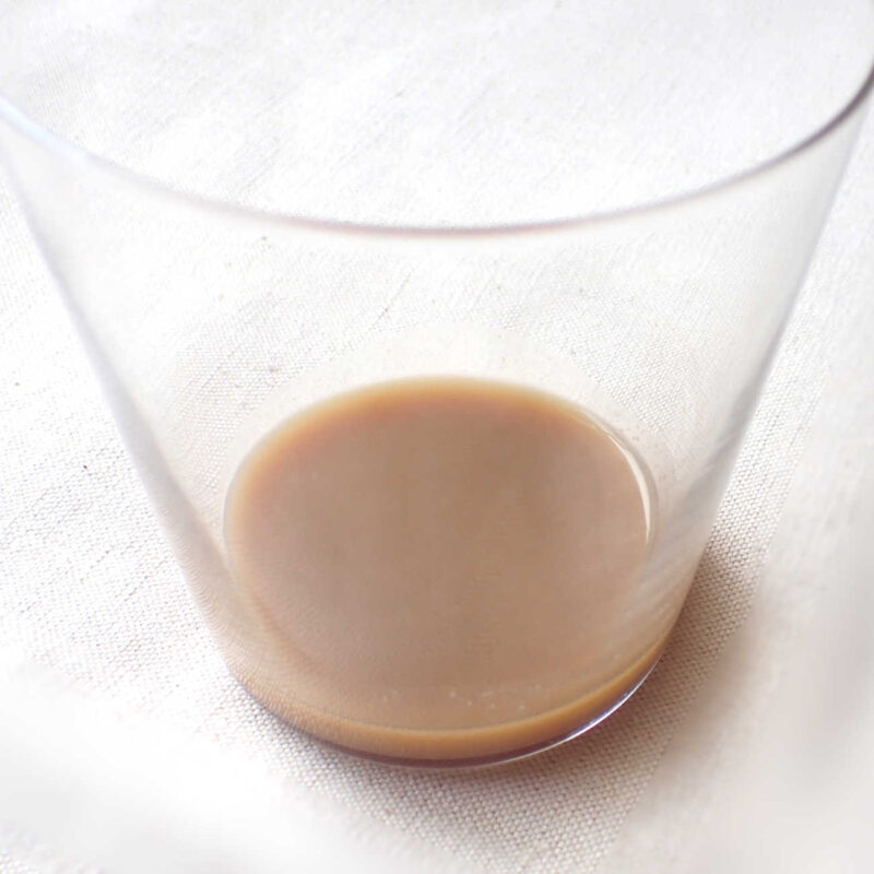 九州アスリート食品 長崎県産 生姜シロップ 株式会社エモテント 薄めず希釈せず原液でそのまま飲むこともできます。